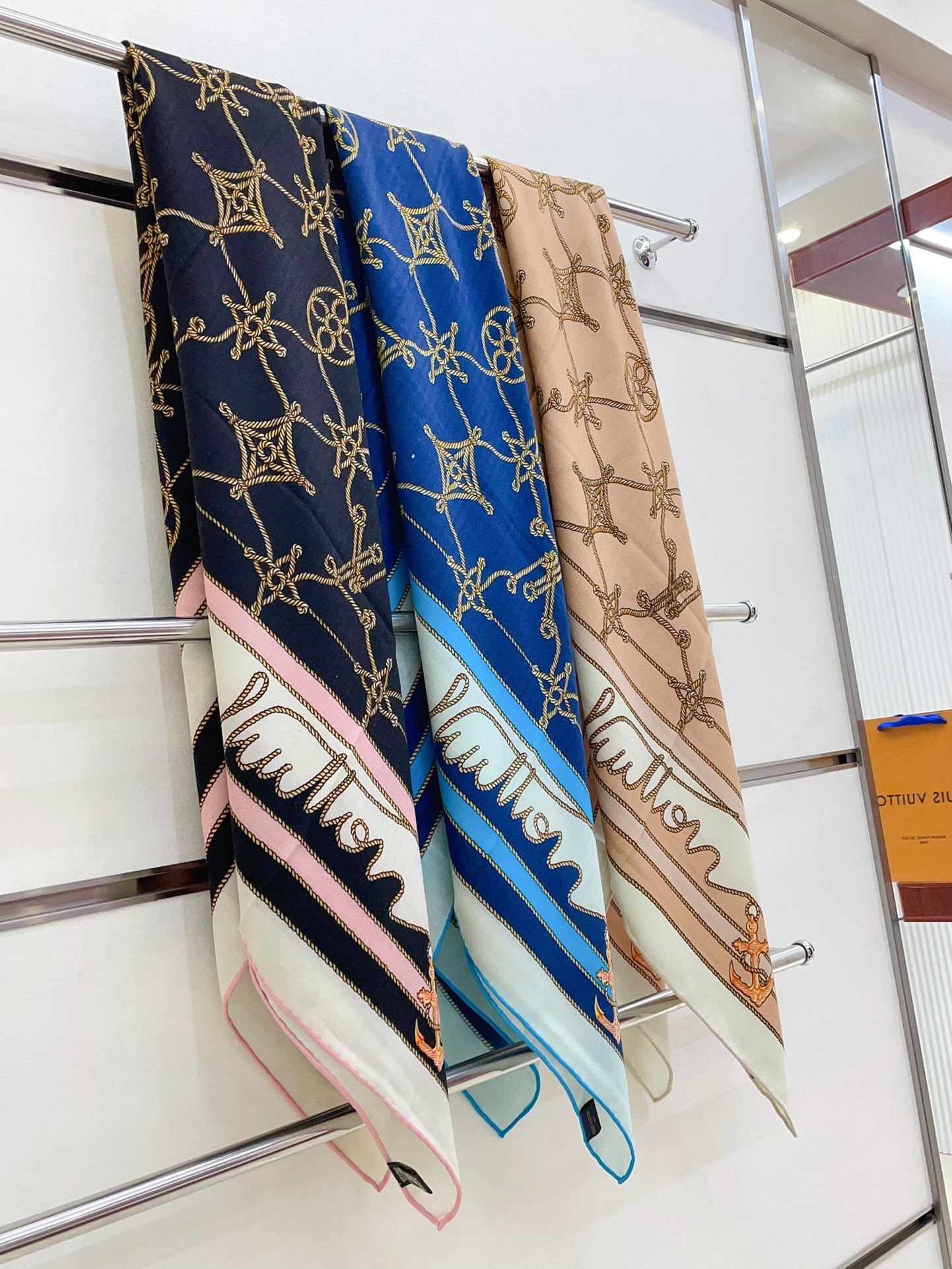 Louis Vuitton Scarf